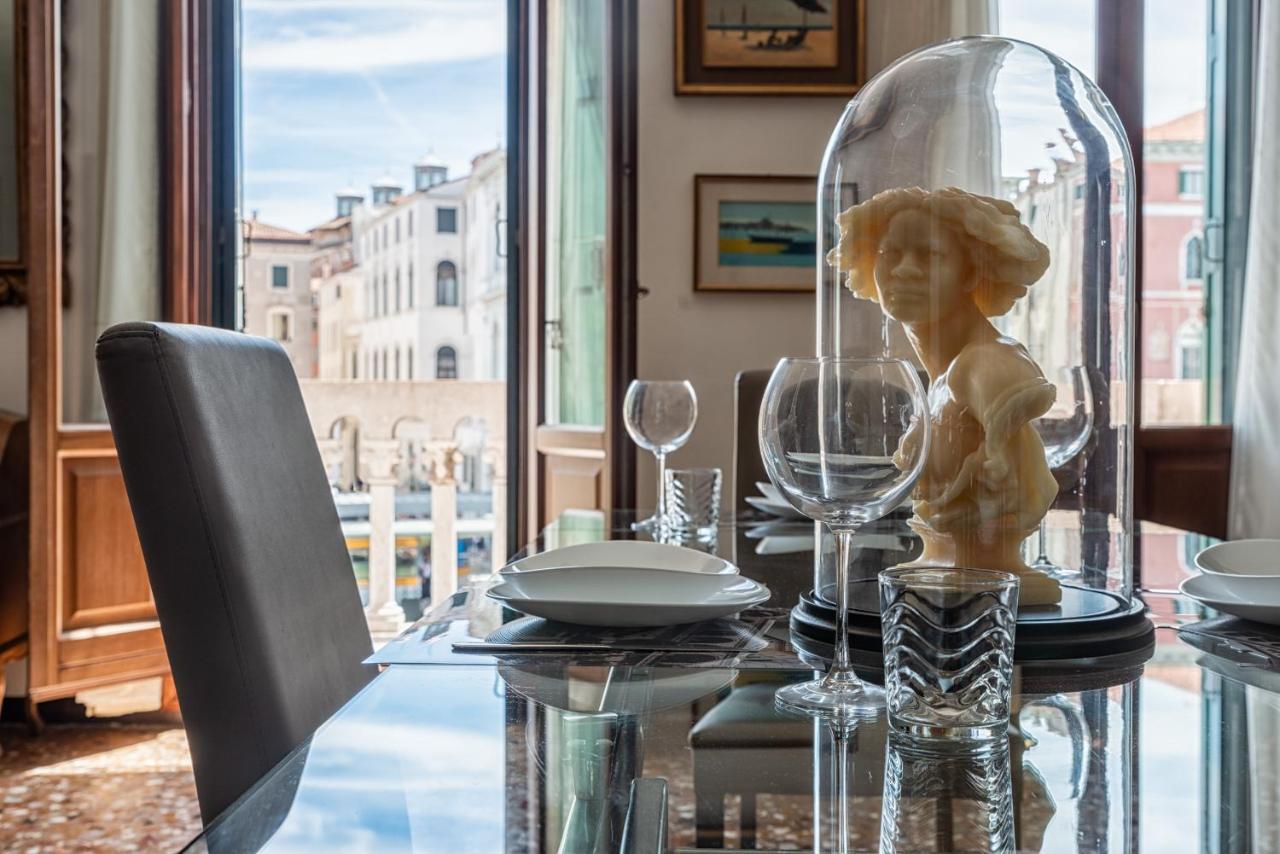 Royal Rialto Apartment - Grand Canal View البندقية المظهر الخارجي الصورة